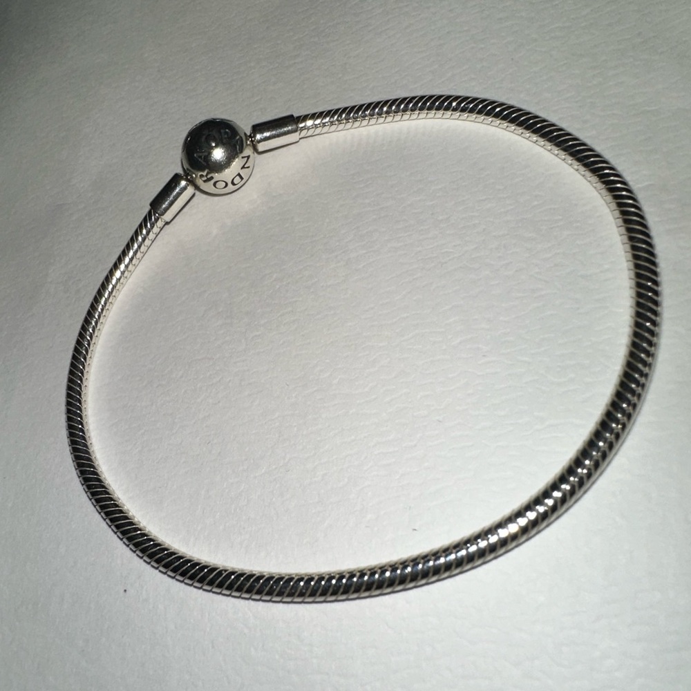 PANDORA BRACELET